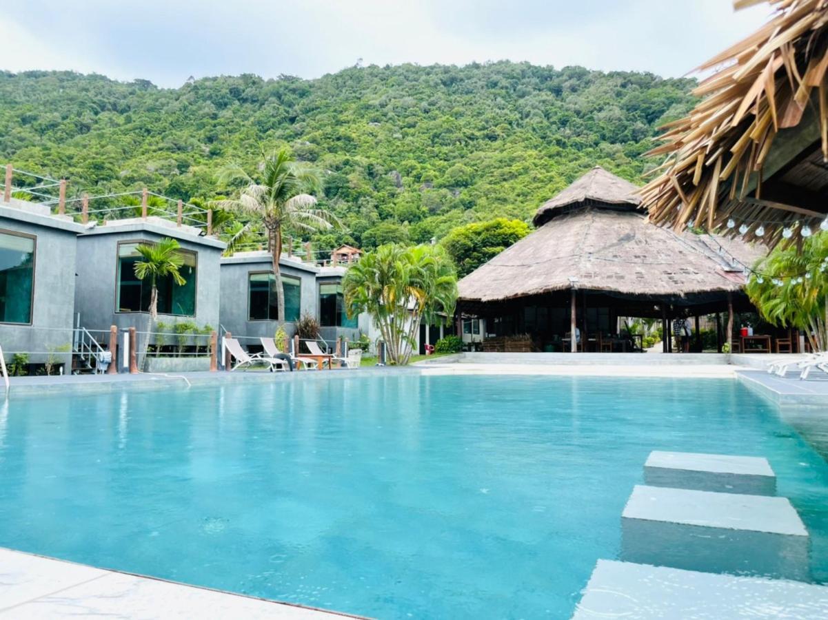 The Sea Resort Haad Rin Exterior photo