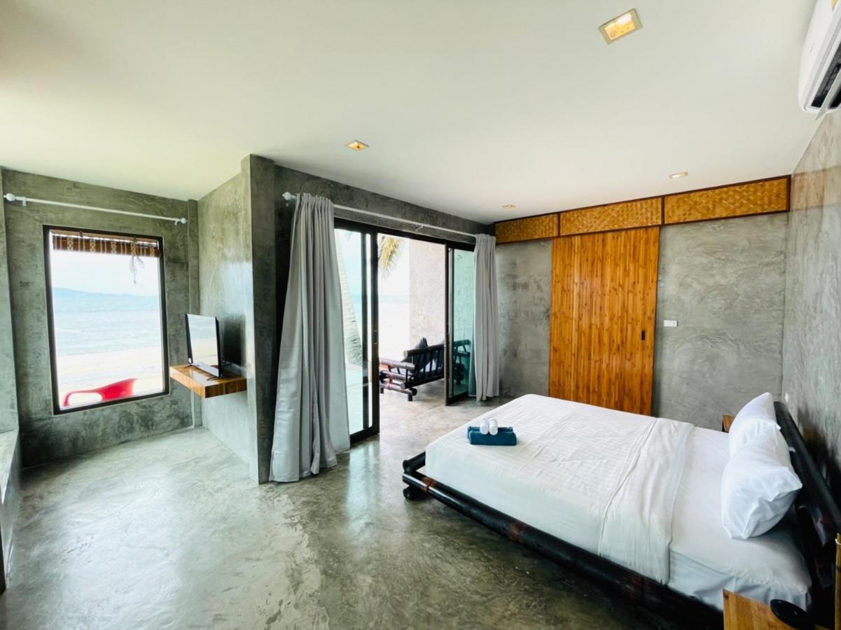 The Sea Resort Haad Rin Exterior photo