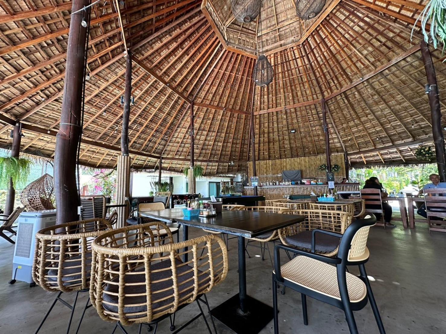 The Sea Resort Haad Rin Exterior photo